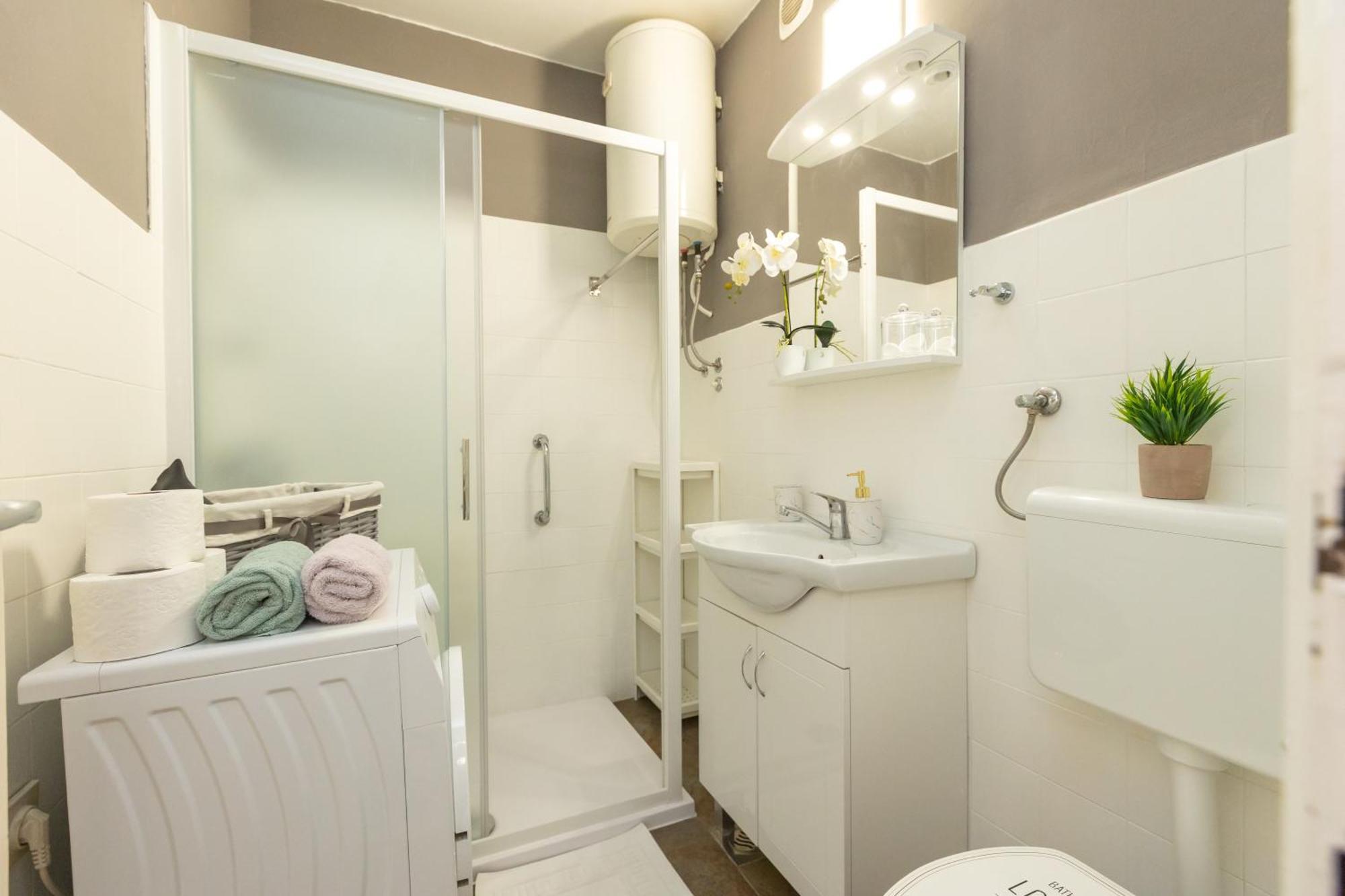 Frane 2br Aparment Near Old Town