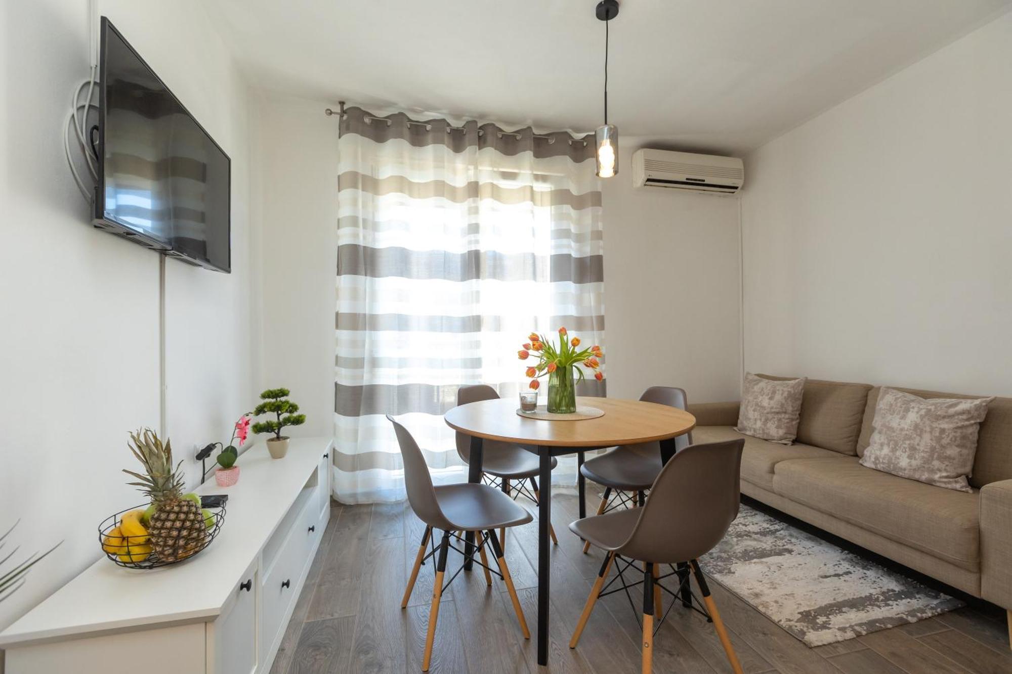 Apartament Frane 2br Aparment Near Old Town